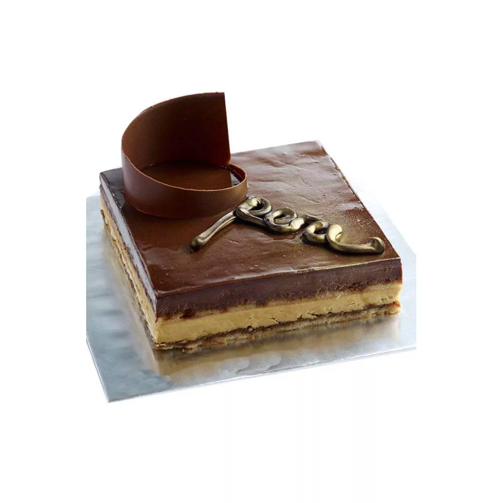 Cake with Hazelnut andChocolate